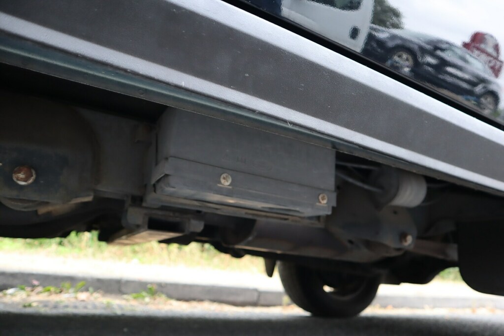 Land Rover Discovery Suv Black #26