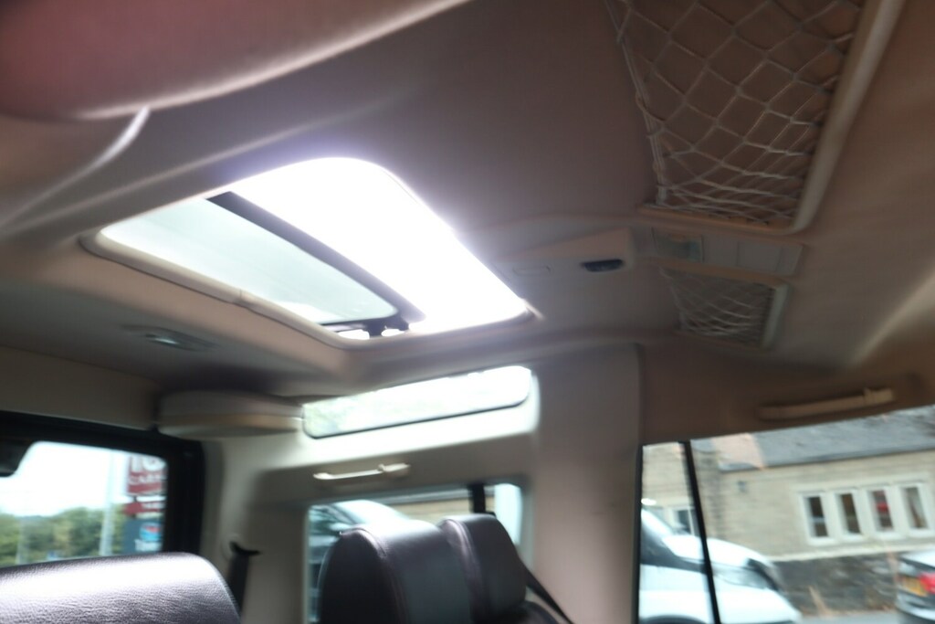 Land Rover Discovery Suv Black #20