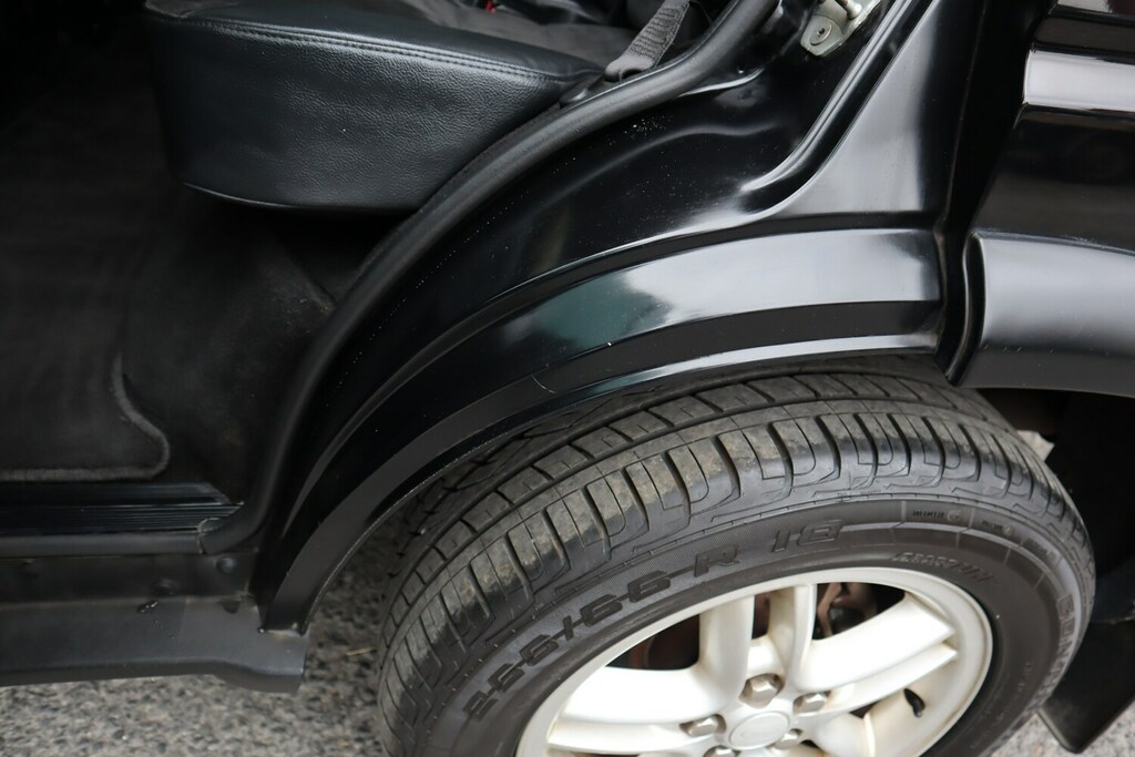 Land Rover Discovery Suv Black #22