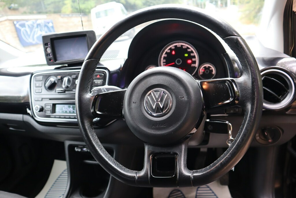 Volkswagen Up Hatchback 1.0 Move Up Euro 5 201313 White #15