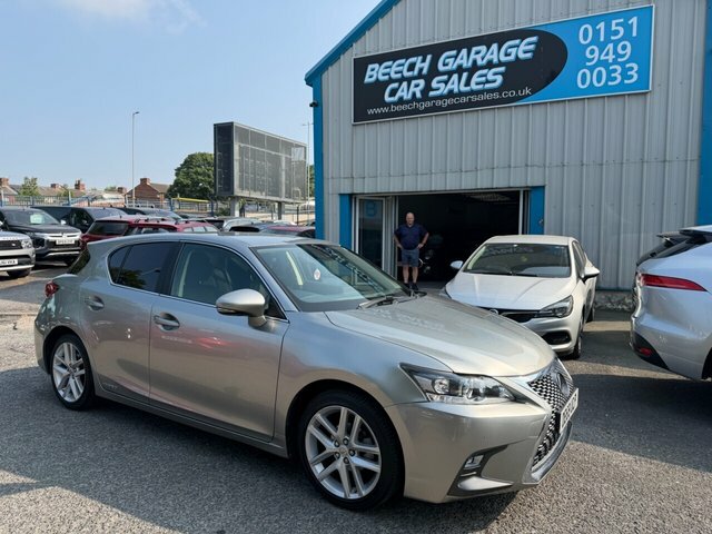 Lexus CT 2019 1.8 200H Hatchback Hybrid E-cvt Eu Silver