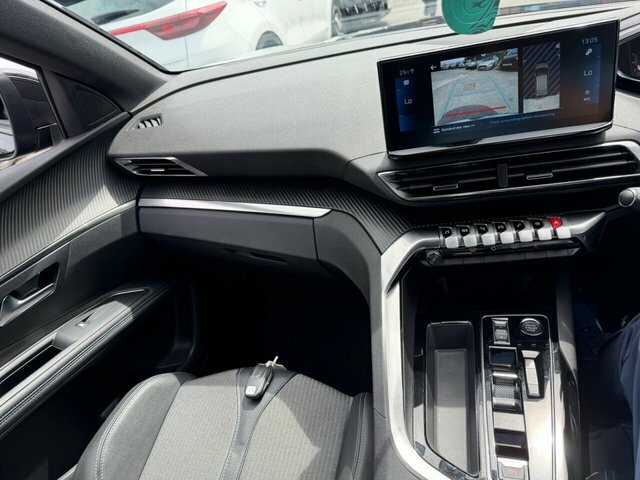 Peugeot 3008 Puretech Eat8 Allure Premium #17