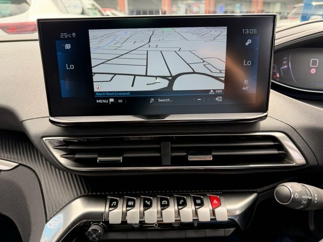 Peugeot 3008 Puretech Eat8 Allure Premium #15