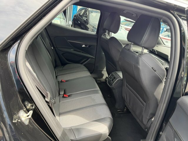 Peugeot 3008 Puretech Eat8 Allure Premium #11