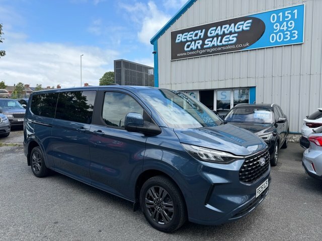 Ford Tourneo Custom 2025 2.0 320 Ecoblue Titanium Luxe Minibus Double Blue