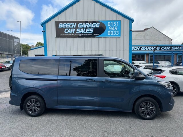 Ford Tourneo Custom 2025 2.0 320 Ecoblue Titanium Luxe Minibus Double Blue #2