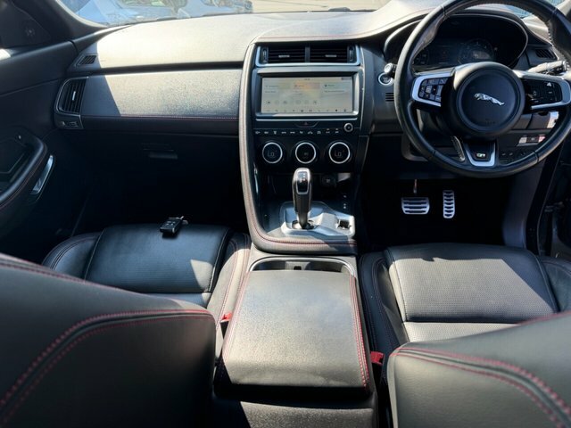Jaguar E-Pace P300e R-dynamic Se Black #11