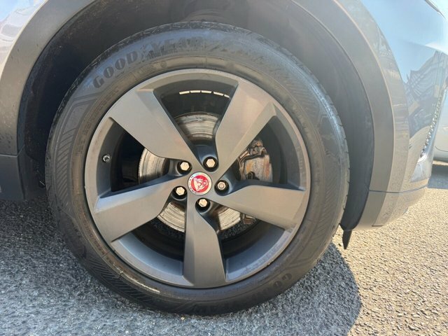 Jaguar E-Pace P300e R-dynamic Se Black #8