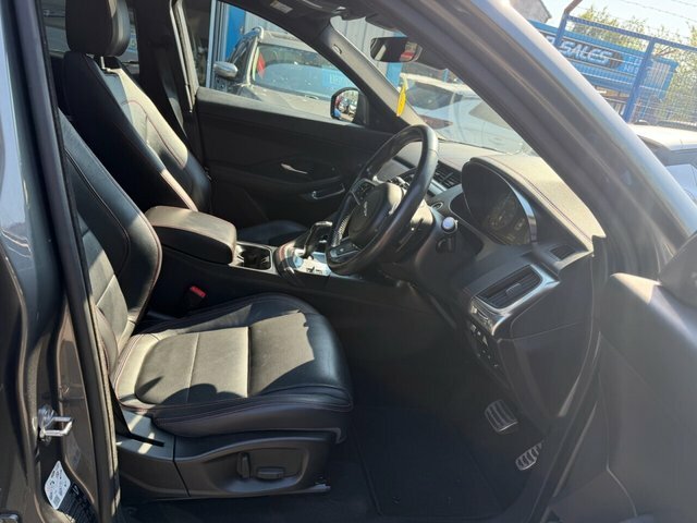 Jaguar E-Pace P300e R-dynamic Se Black #9