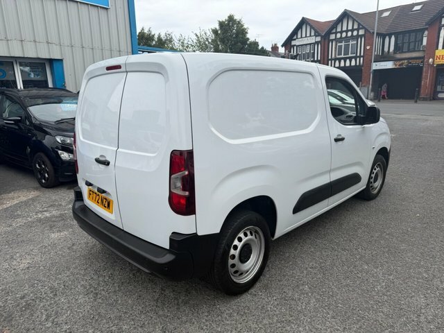 Peugeot Partner 2023 1.5 Bluehdi 1000 Professional Premium Stand White #3