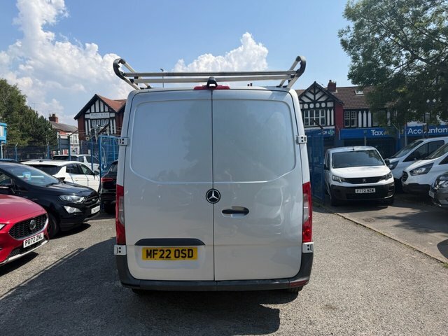 Mercedes-Benz Sprinter 2022 2.0 215 Cdi Pure Panel Van Silver #4