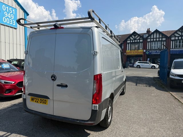 Mercedes-Benz Sprinter 2022 2.0 215 Cdi Pure Panel Van Silver #3