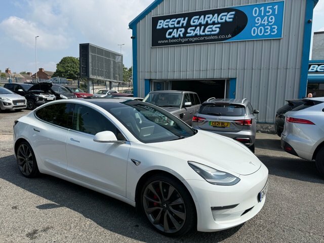 Tesla Model 3 2020 Dual Motor Performance Saloon White