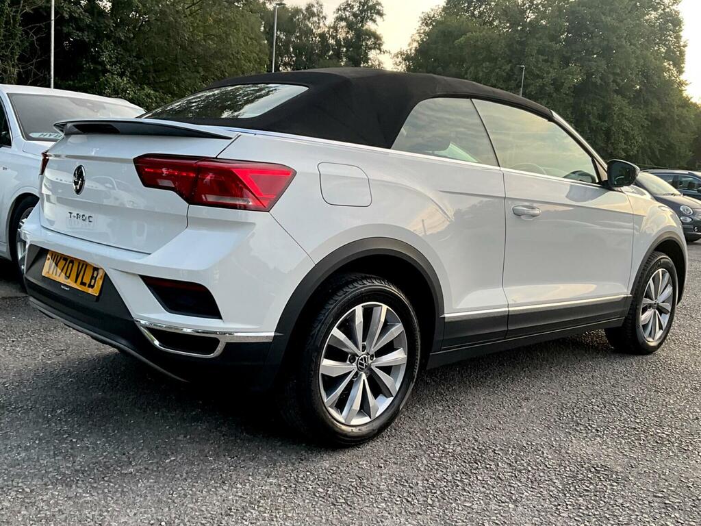 Volkswagen T-Roc Black #20