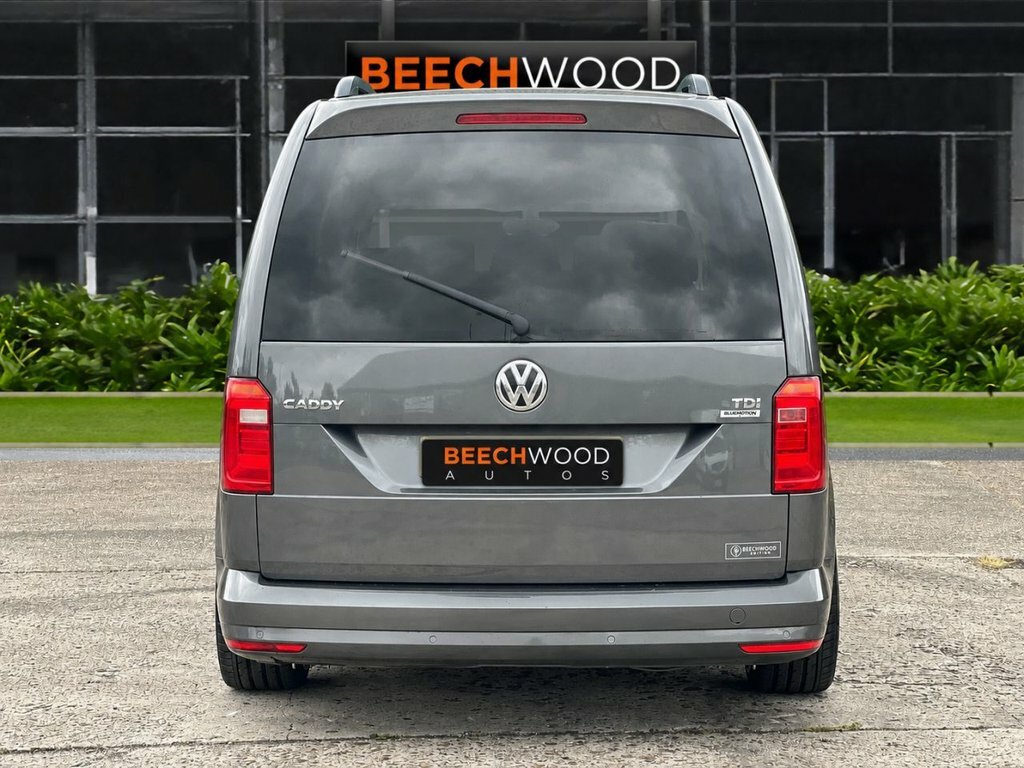 Volkswagen Caddy Maxi Life 2017 2.0 Tdi Bluemotion Tech Mpv Dsg Eu Grey #6
