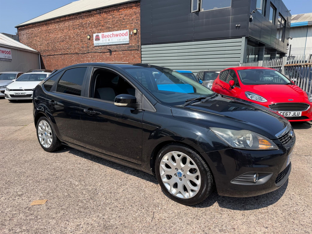 Ford Focus 1.6 Zetec EY10OGD Black