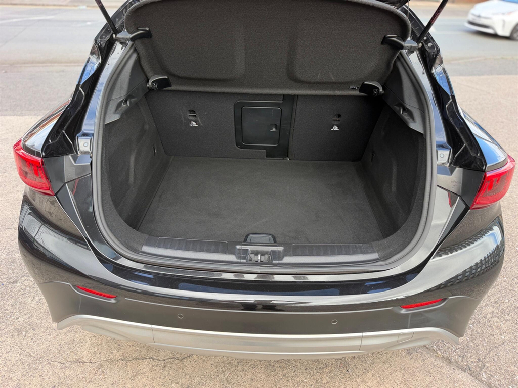 Infiniti QX30 2.2D Luxe Tech Dct Grey #19