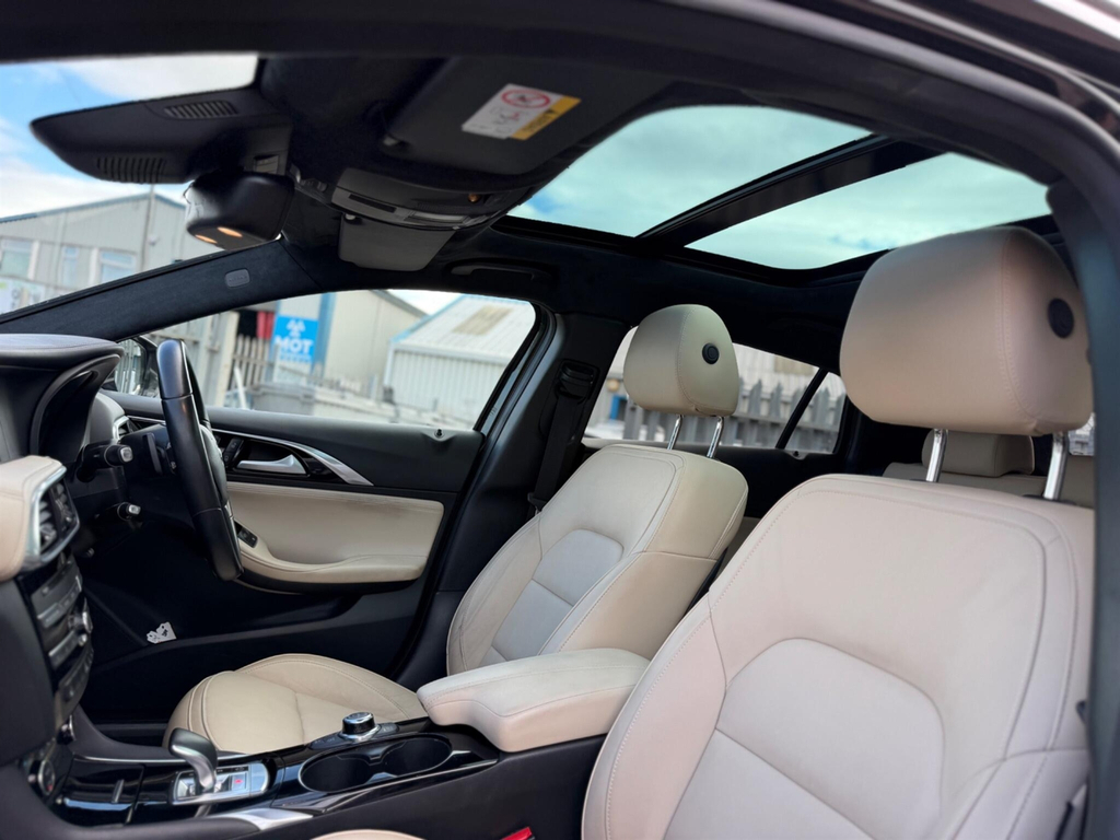Infiniti QX30 2.2D Luxe Tech Dct Grey #17