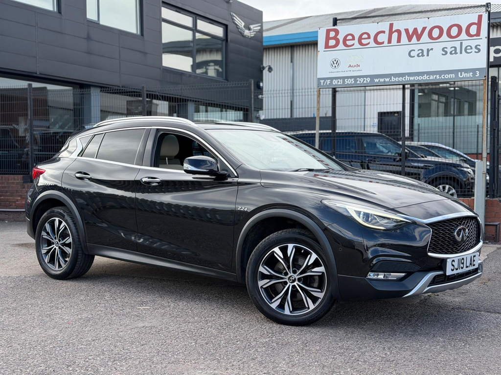 Infiniti QX30 2.2D Luxe Tech Dct Awd Euro 6 Ss Black