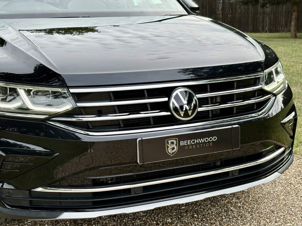 Volkswagen Tiguan Suv 1.5 Tsi Elegance 202121 FA21SFE Black #4