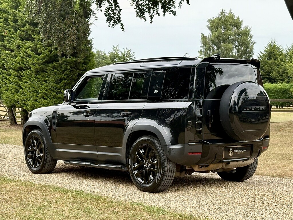 Land Rover Defender 110 Suv 2.0 Sd4 Se 202020 PK20HNX Black #2