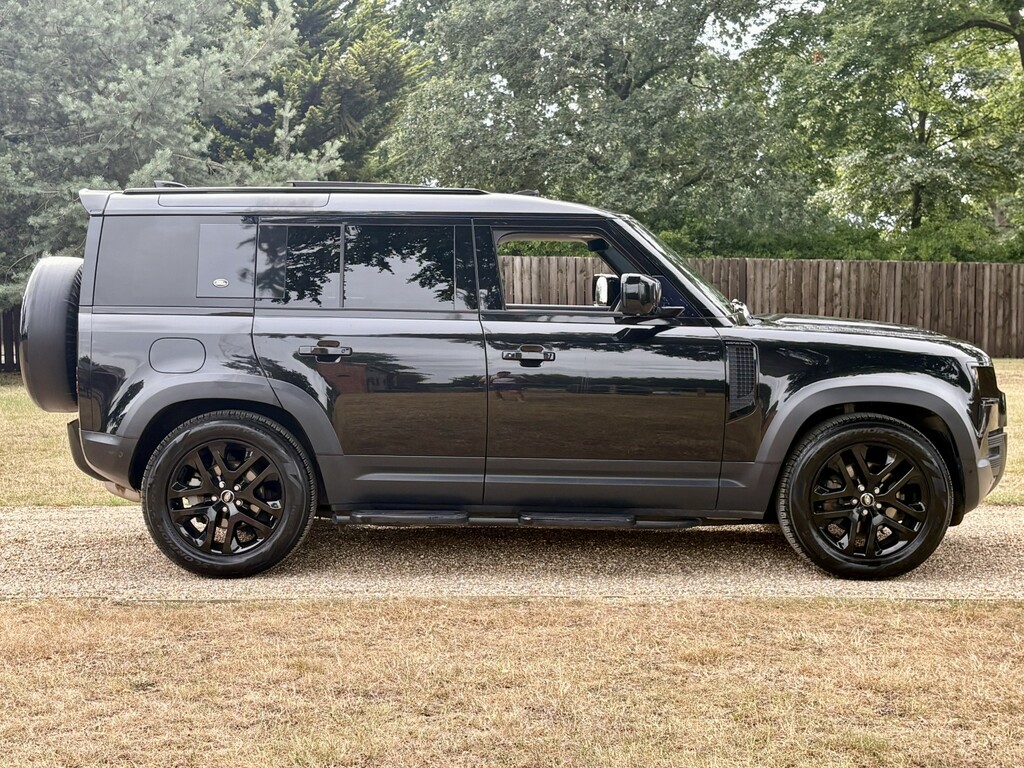 Land Rover Defender 110 Suv 2.0 Sd4 Se 202020 PK20HNX Black #3