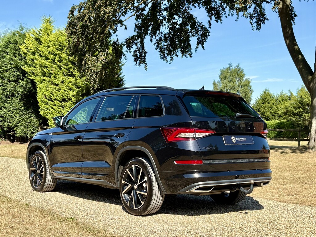 Skoda Kodiaq 2.0 Tdi Sportline Black #2