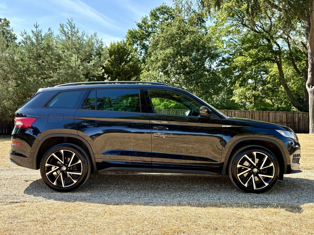 Skoda Kodiaq 2.0 Tdi Sportline Black #3