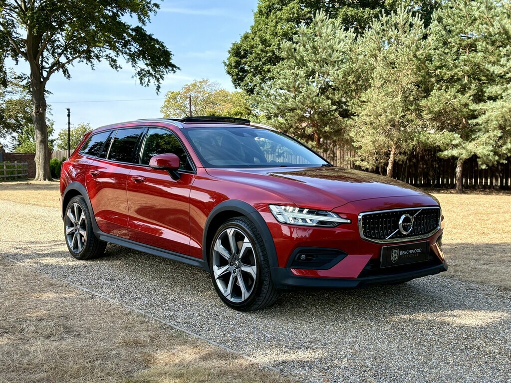 Volvo V60 Cross Country Estate 2.0 Cross Country B5 Awd 202121 Red