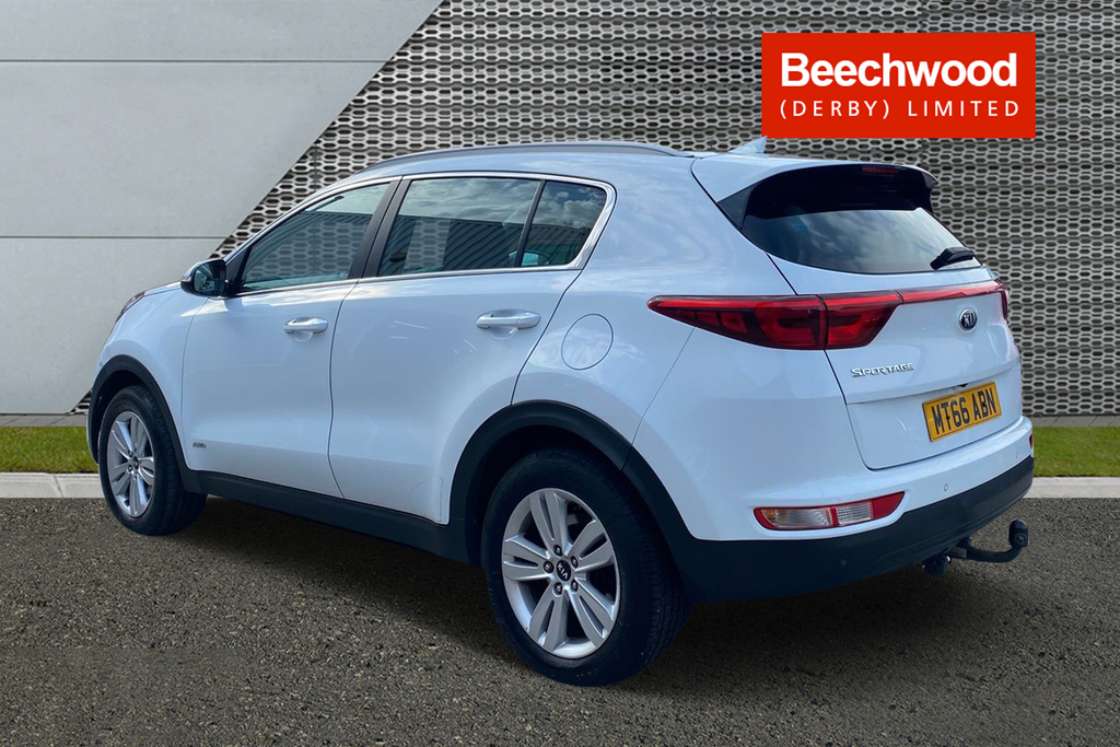 Kia Sportage 2.0 Crdi Kx-2 White #5