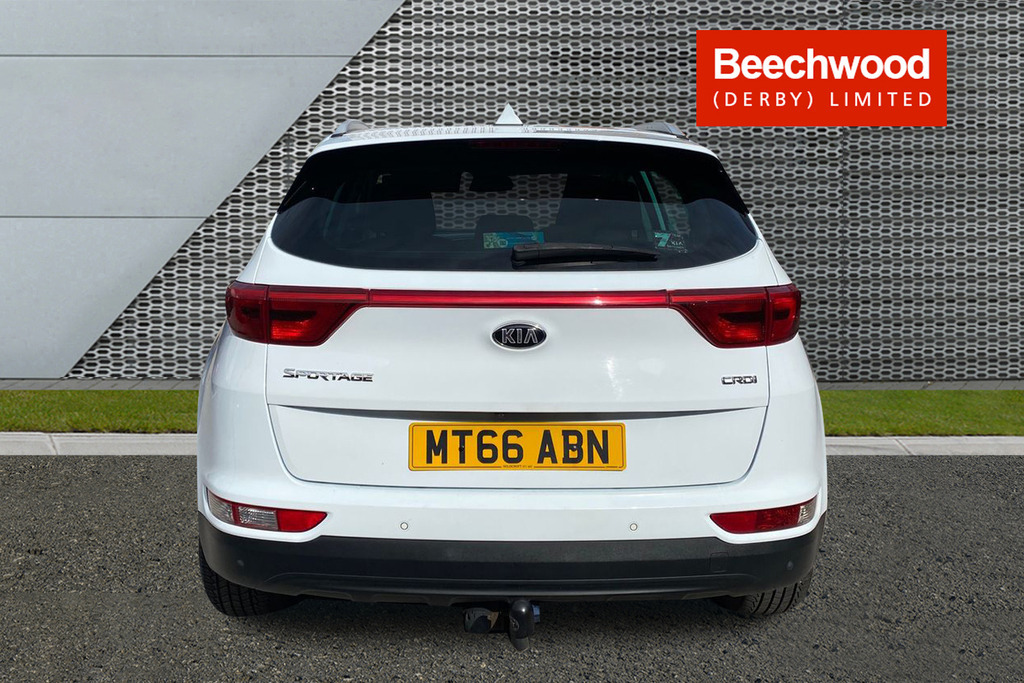 Kia Sportage 2.0 Crdi Kx-2 White #6