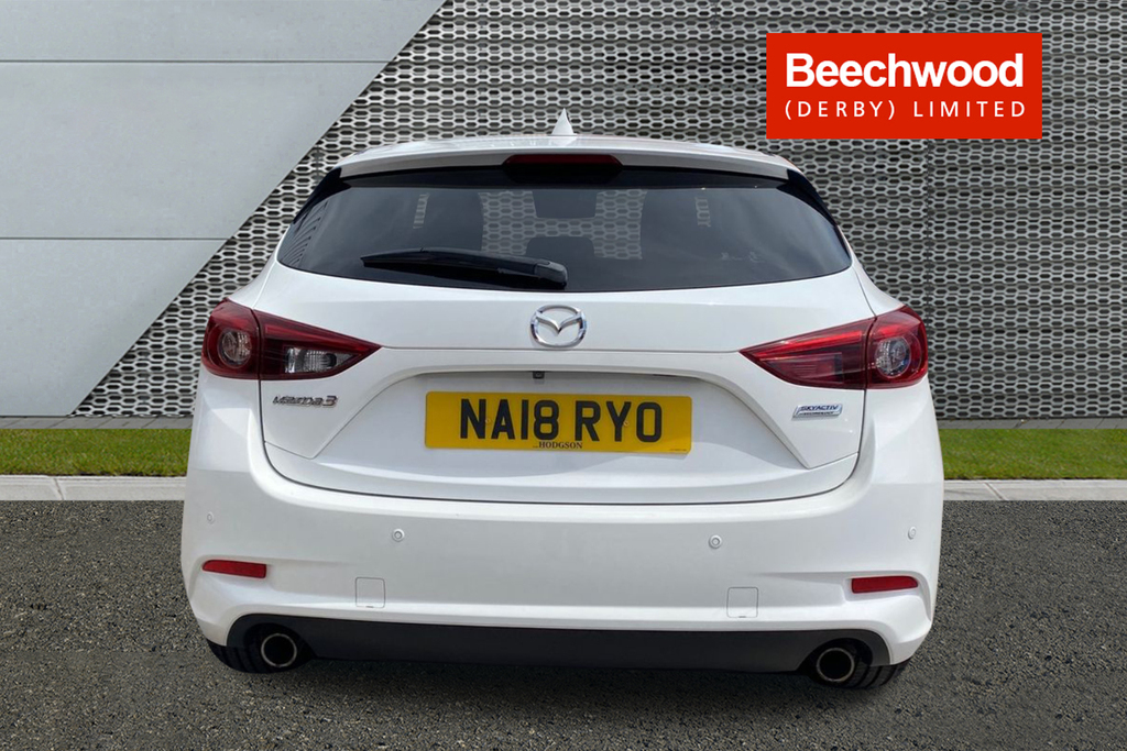 Mazda 3 2.0 Sport Nav White #6