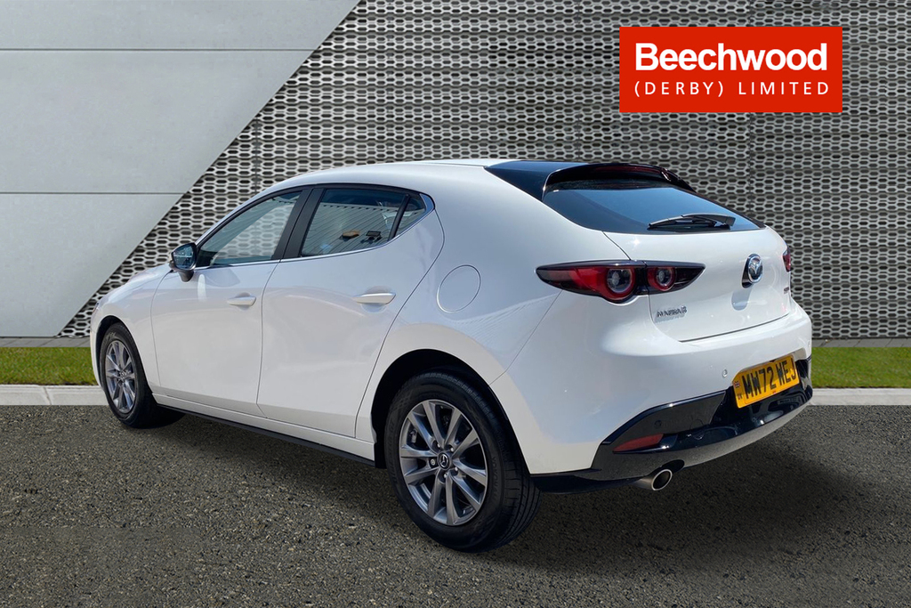 Mazda 3 2.0 E-skyactiv G Mhev Se-l Lux White #5