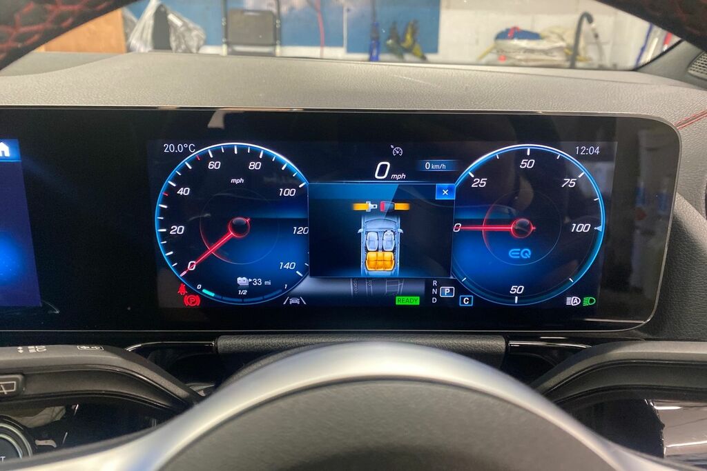 Mercedes-Benz EQA 250 66Kwh Amg #25