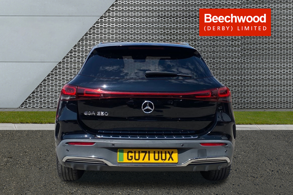 Mercedes-Benz EQA Eqa 250 140Kw Amg Line Premium 66.5Kwh Black #6