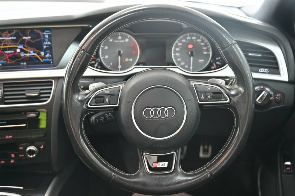 Audi S4 Estate 3.0 Tfsi V6 Black Edition S Tronic Quattro White #17