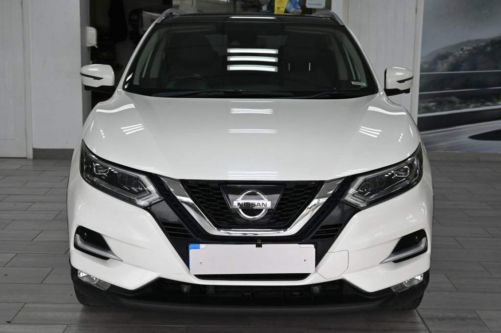 Nissan Qashqai 1.6L Tekna VF17OJB White #6