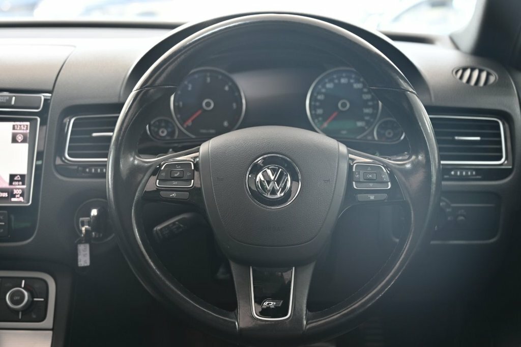 Volkswagen Touareg 3.0 V6 R-line Tdi Bmt Estate Grey #16