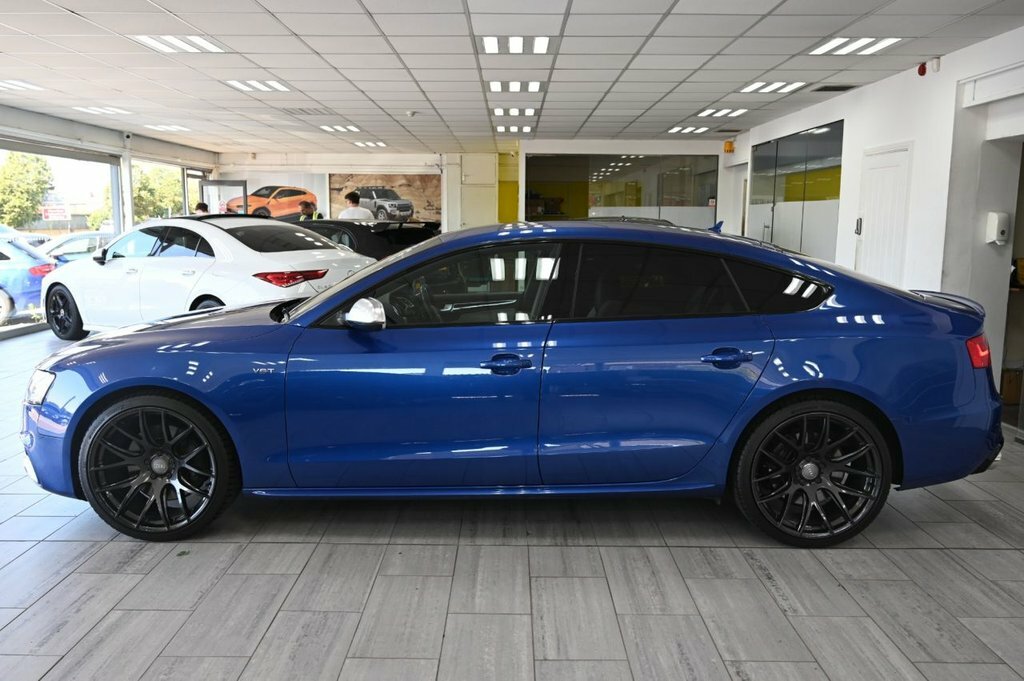 Audi S5 3L Black Edition Blue #4