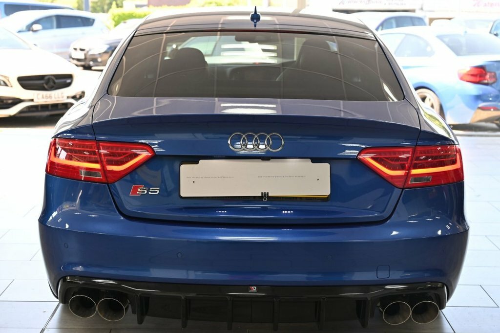 Audi S5 Black Edition Black #8
