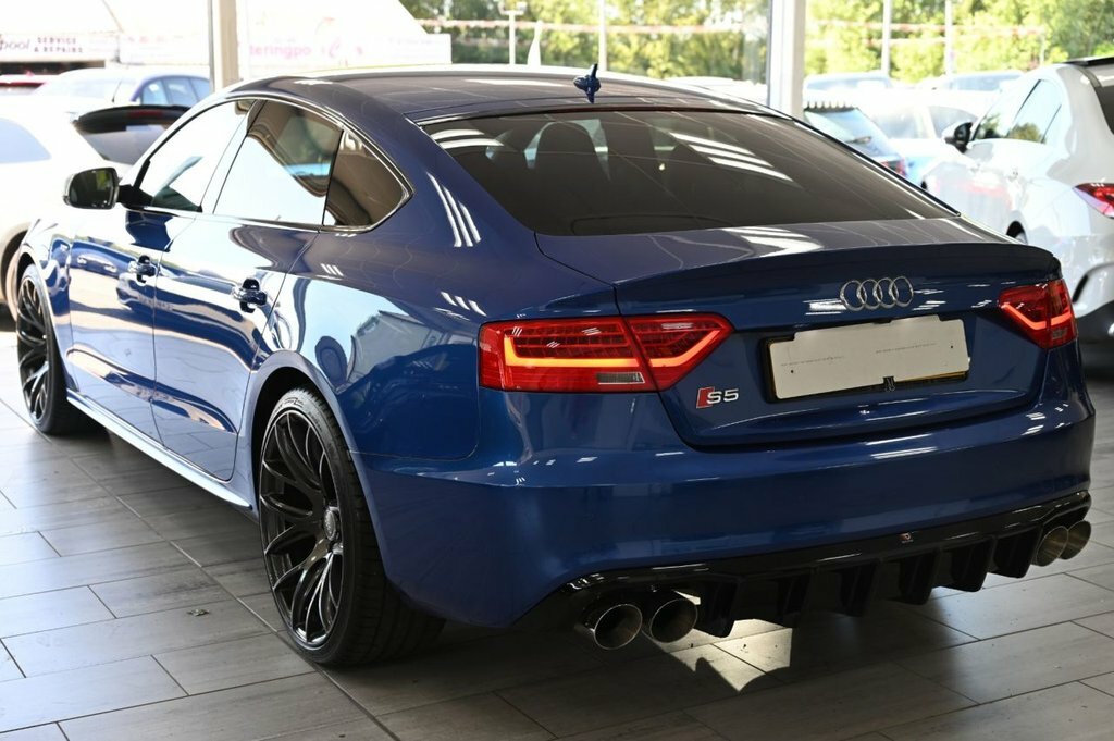 Audi S5 Black Edition Black #9