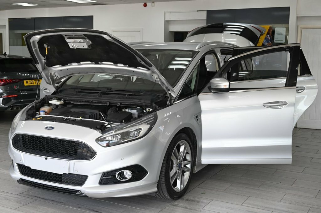 Ford S-Max 2017 2.0 Zetec Tdci 148 Bhp Green #11