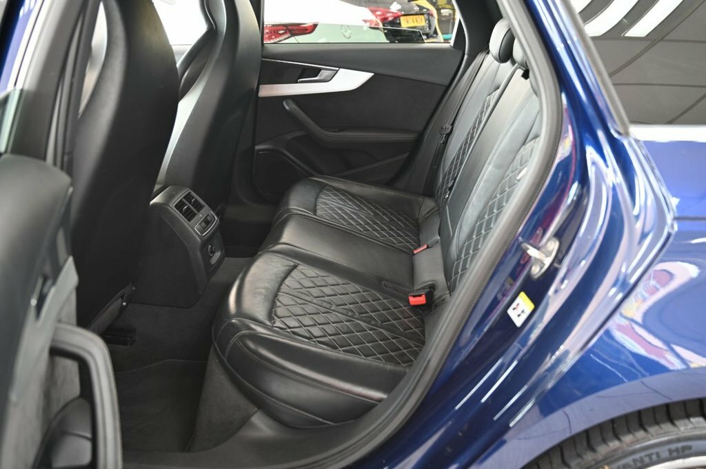 Audi S4 Avant 3.0 Tfsi V6 Black #13