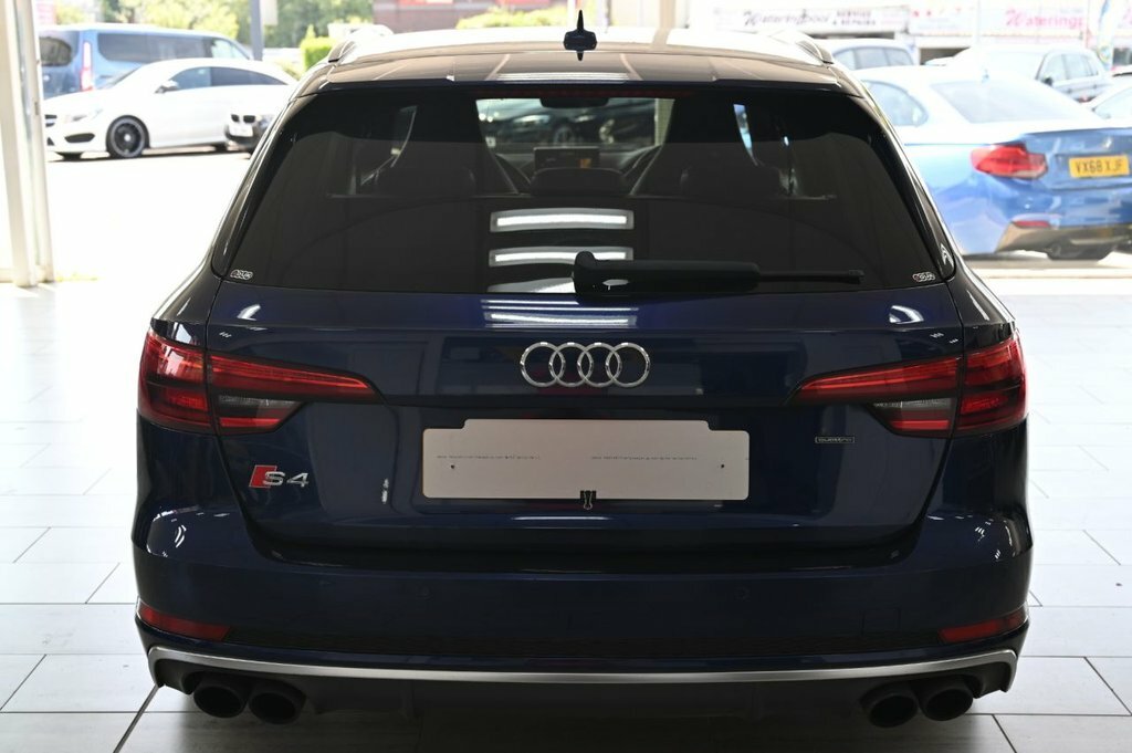 Audi S4 Avant 3.0 Tfsi V6 Black #8