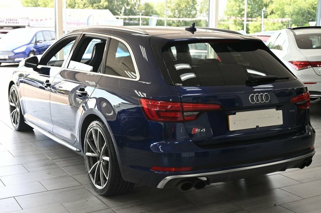 Audi S4 Avant 3.0 Tfsi V6 Black #10