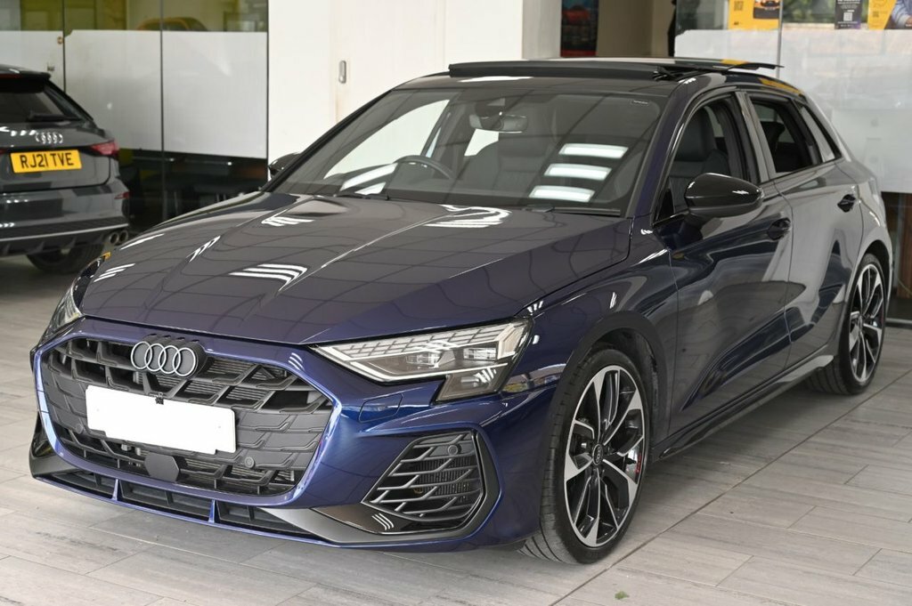 Audi S3 2L Black Edition Blue #6