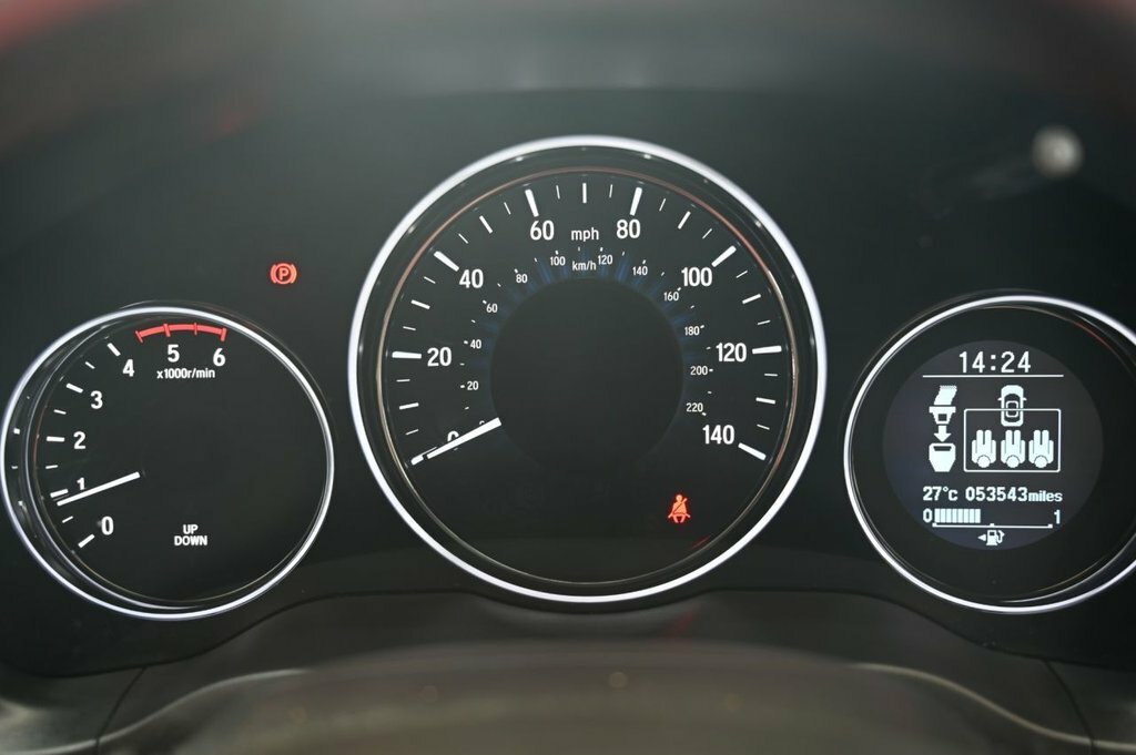 Honda Hr-V Ex White #17