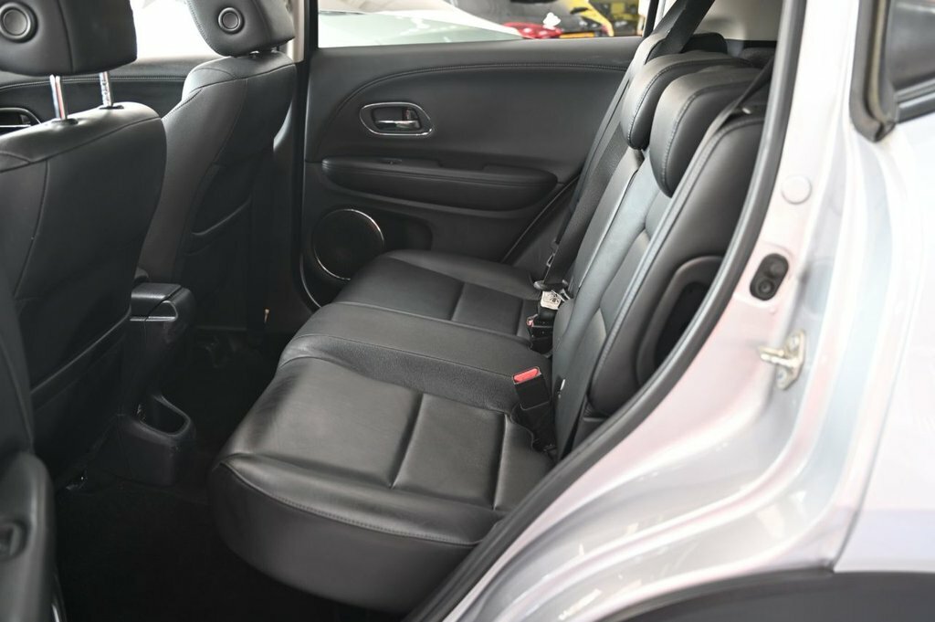 Honda Hr-V Ex White #12