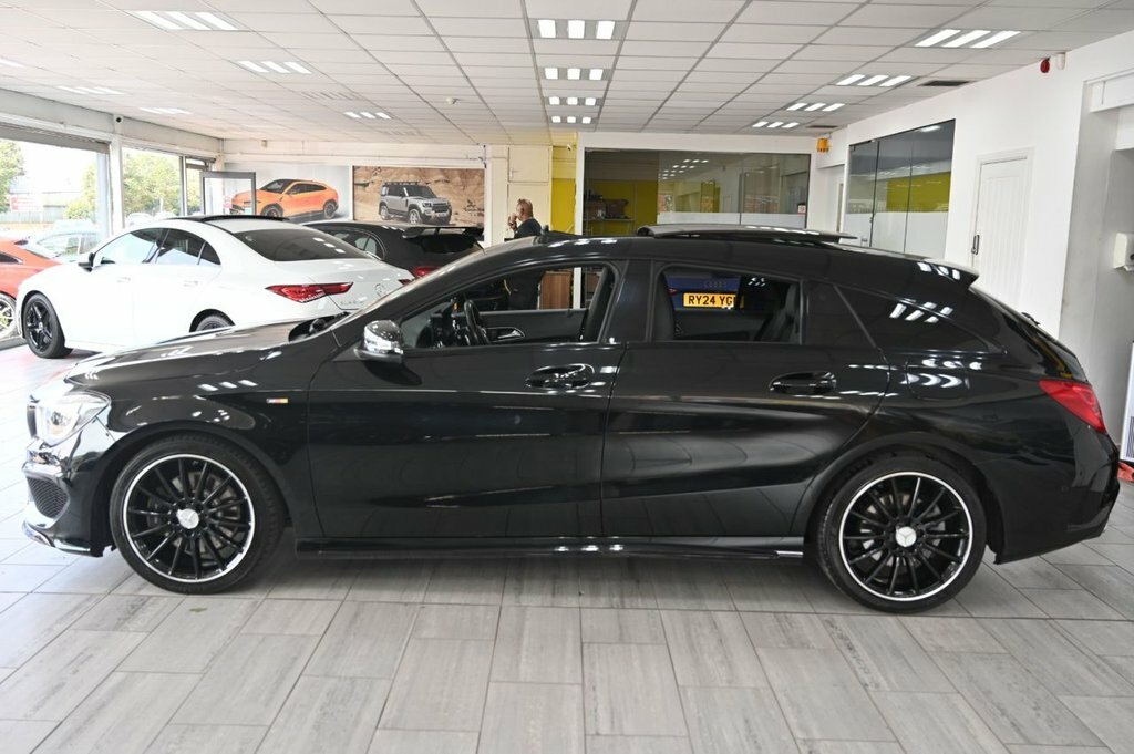 Mercedes-Benz CLA Class 2.1L Amg Sport Black #4