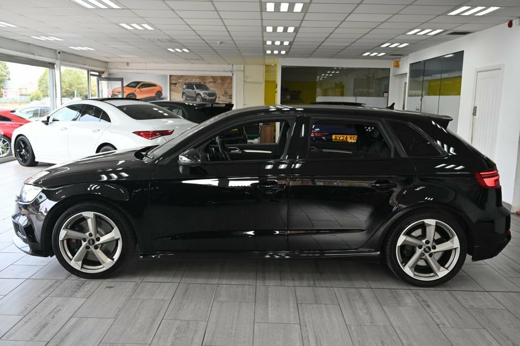 Audi S3 2L Black Edition Black #4